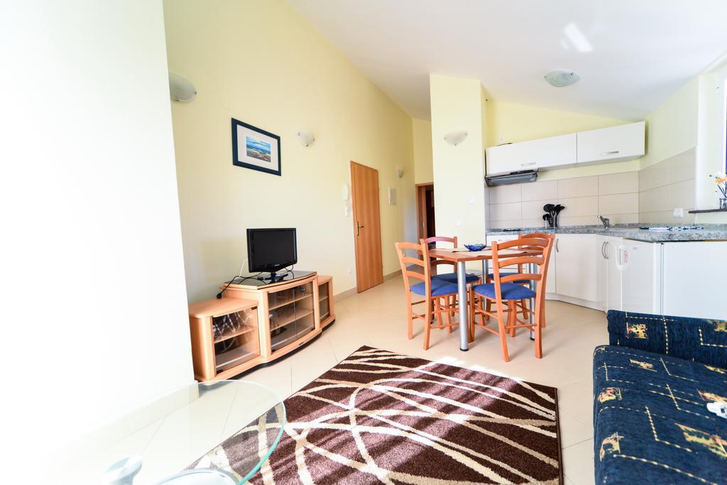 Apartments Ivan Задар Екстериор снимка