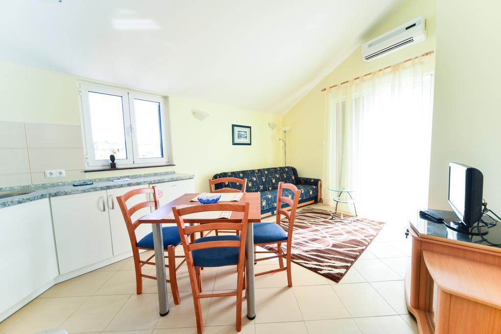 Apartments Ivan Задар Екстериор снимка