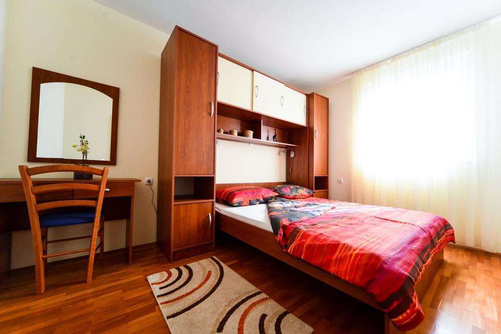 Apartments Ivan Задар Екстериор снимка
