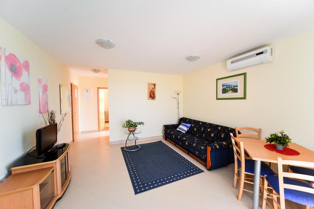 Apartments Ivan Задар Екстериор снимка