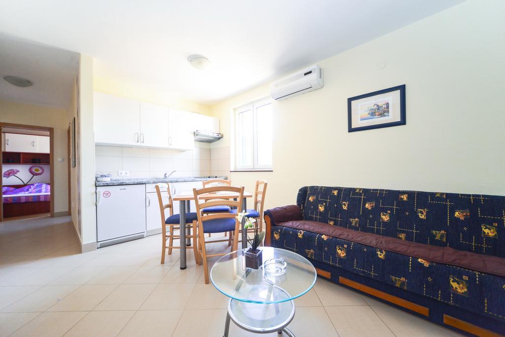 Apartments Ivan Задар Екстериор снимка