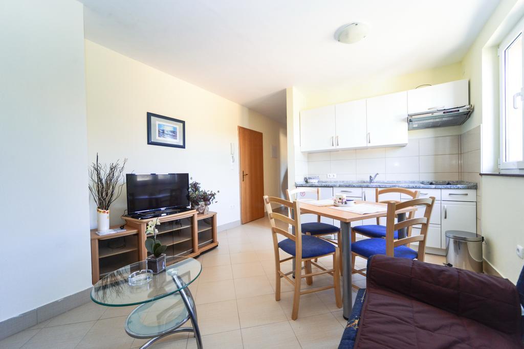 Apartments Ivan Задар Екстериор снимка